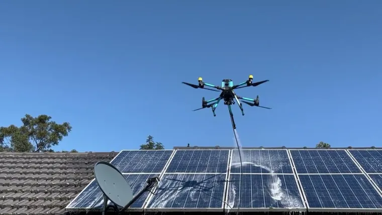 Nettoyage des panneaux solaires par drone à Calais, Arques, ASGARD