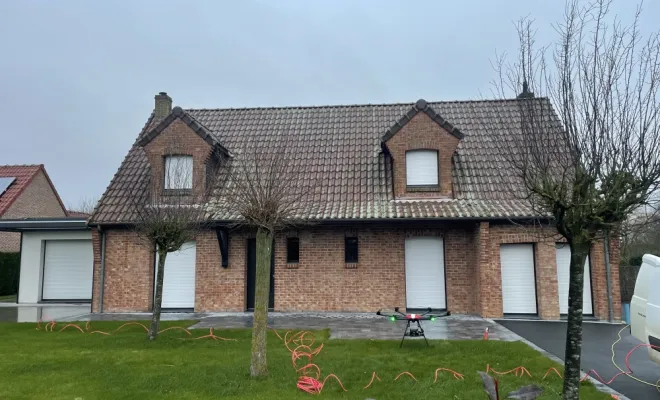 Toiture façade jour de la pulvérisation fin décembre